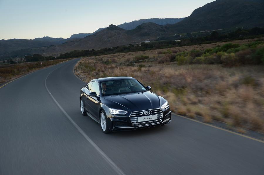  Audi A5 Coupe 2.0 TFSI S-Line 2017 года  (ZA) (фото 4 из 26)